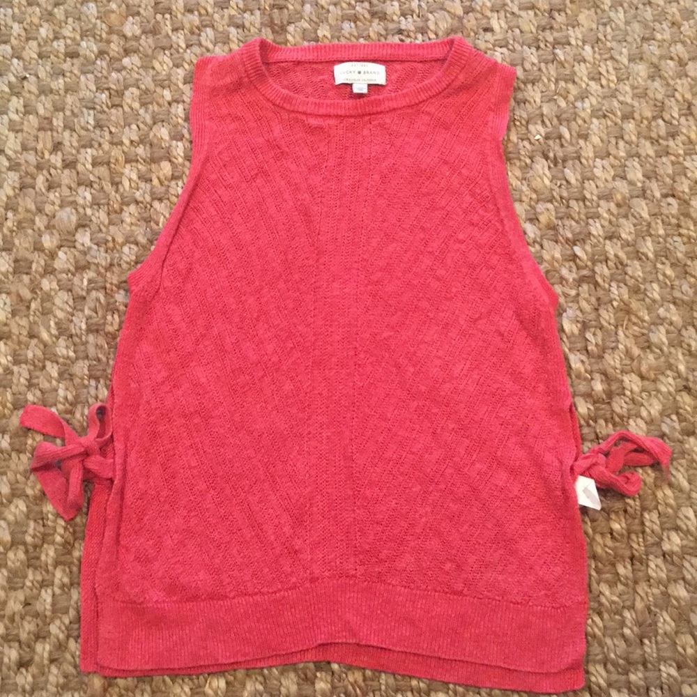 Lucky Brand coral tank size XS
